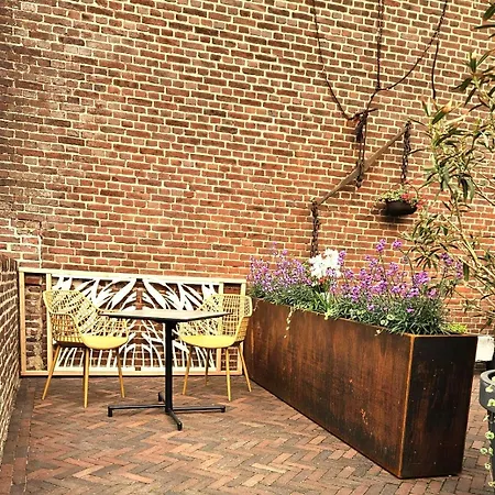 Daire De Schroer Wahlwiller